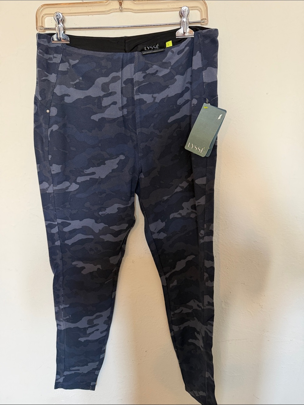 Lysse Navy Camouflage Ponte Leggings